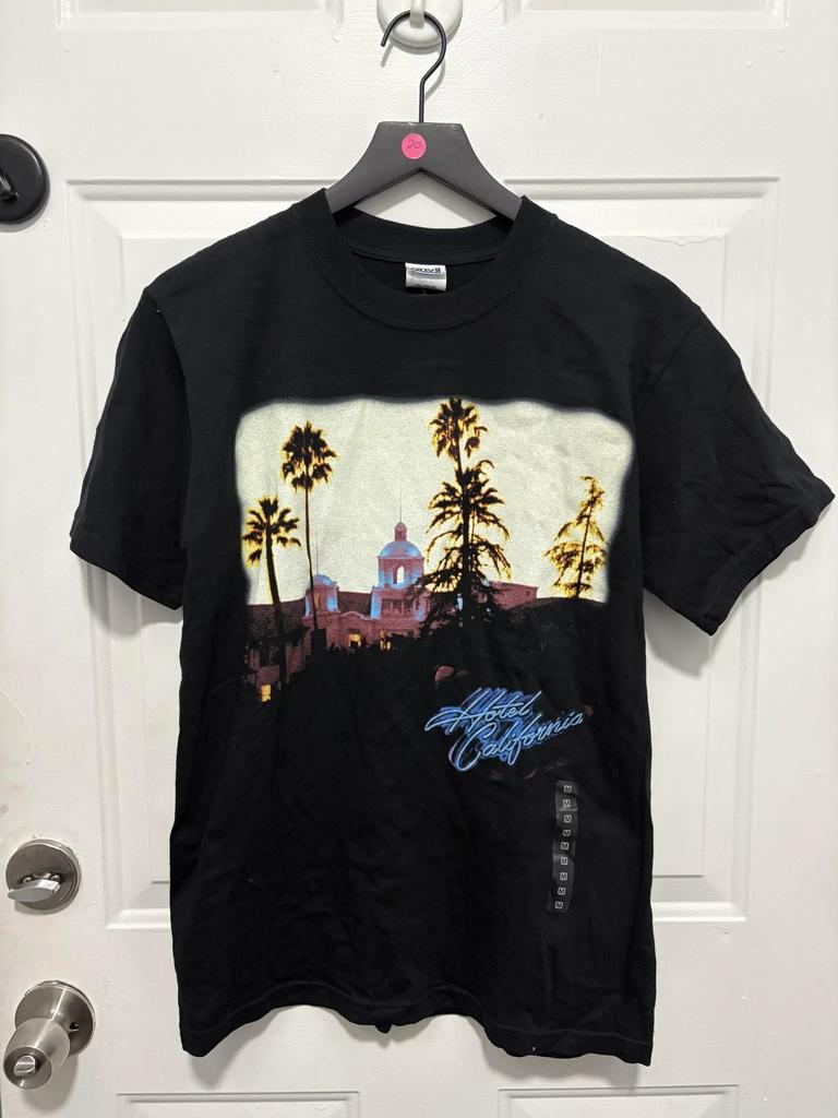 The Eagles Hotel California Shirt Mens Medium Black Graphic Tee Anvil Band