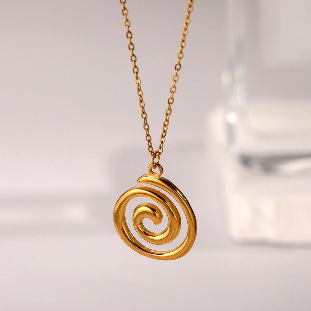 Retro Sun Pendant Necklace: 18K Gold Stainless Steel Clavicle Chain вихря