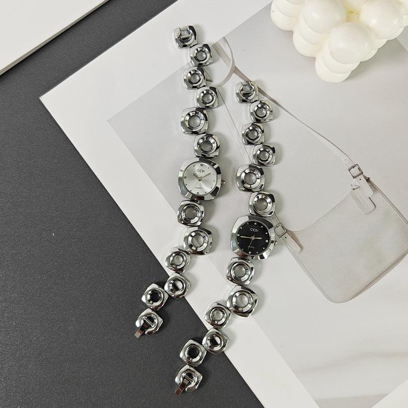 Light Luxury Niche Irregular Bracelet Watch Medieval Temperament High-End Quartz Watch