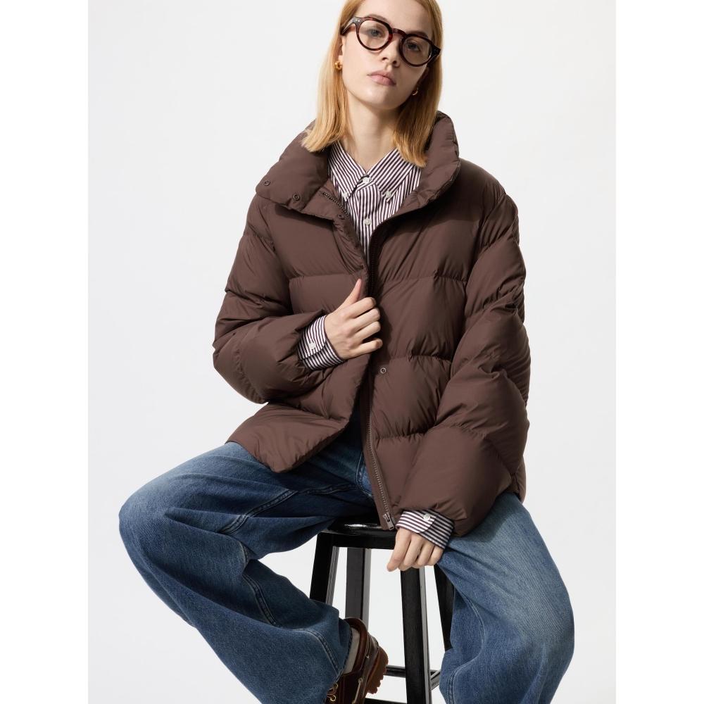 Uniqlo Powder Soft Down Jacket Model
