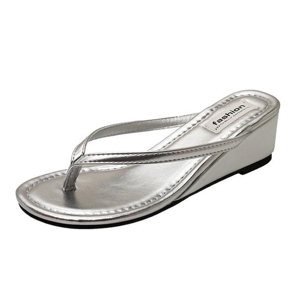 Wedge heel red pinch flip-flops women's outer wear 2025 summer new temperament sandals French high-heeled sandals