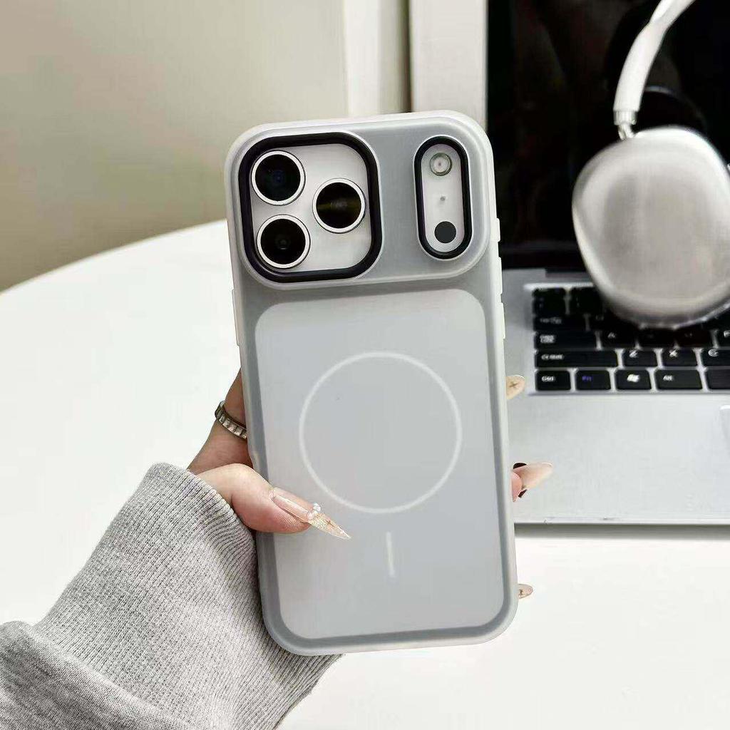iPhone 17 Pro Max Two-Color Magnetic Jelly Case for Apple 16 Model
