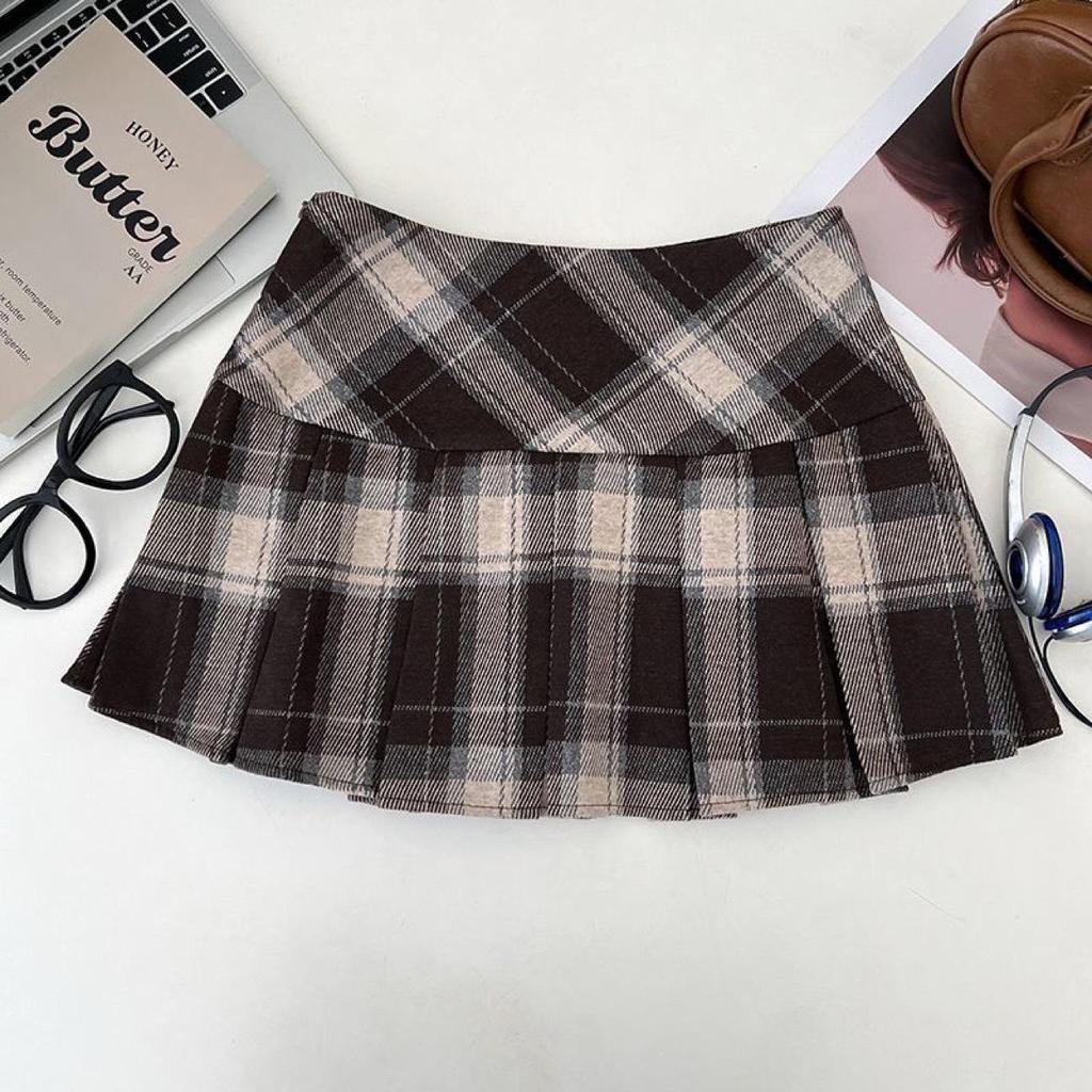 2025 Autumn/Winter Red Plaid Wool High-Waisted Pleated Skirt with Anti-Exposure Feature
