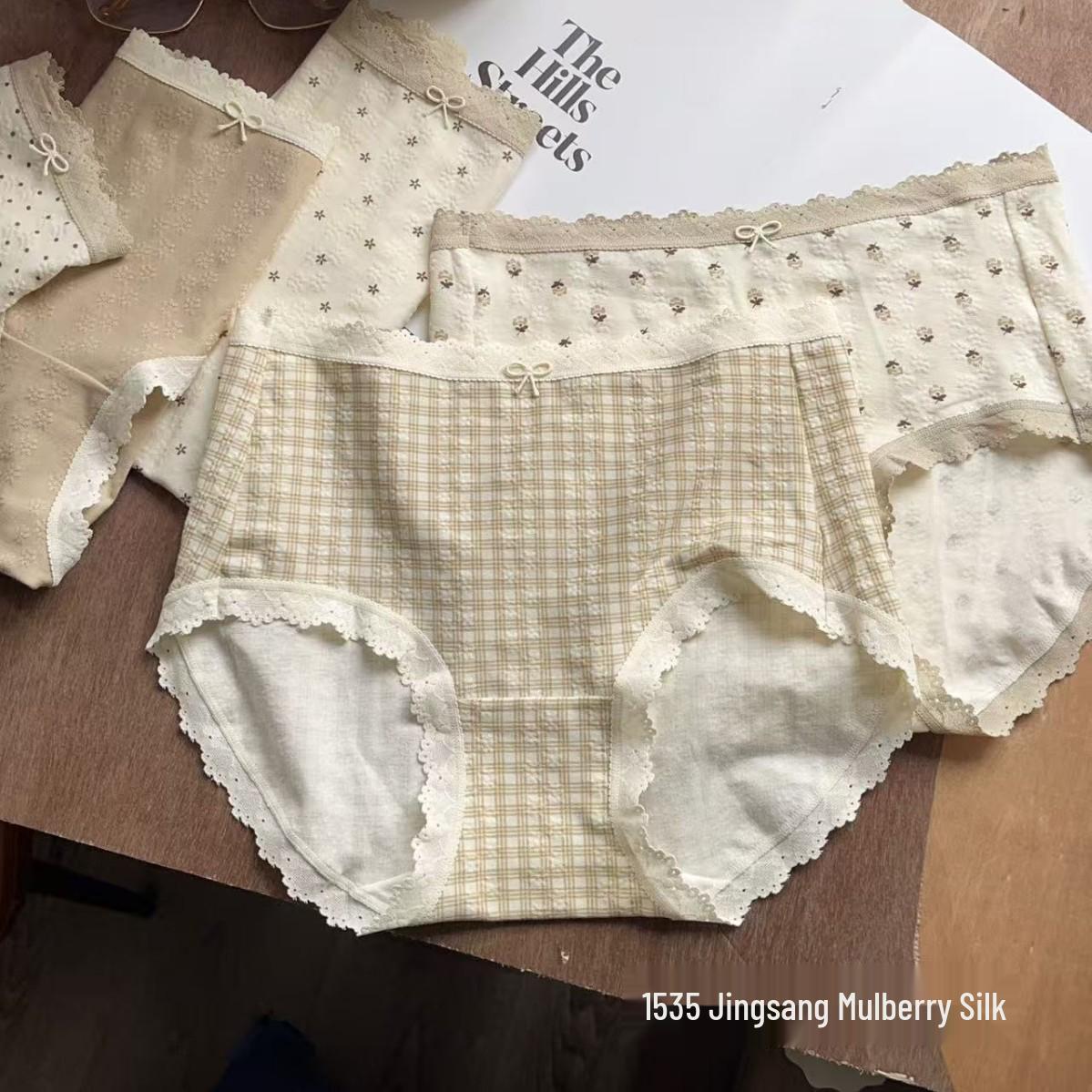 Huizhixin Spring Summer Sweet Lace Polka Dot Girls  Breathable Triangle Panties One Size