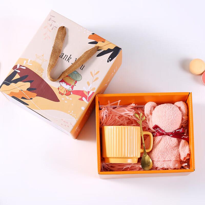 Ceramic Mug and Bear Towel Gift Set