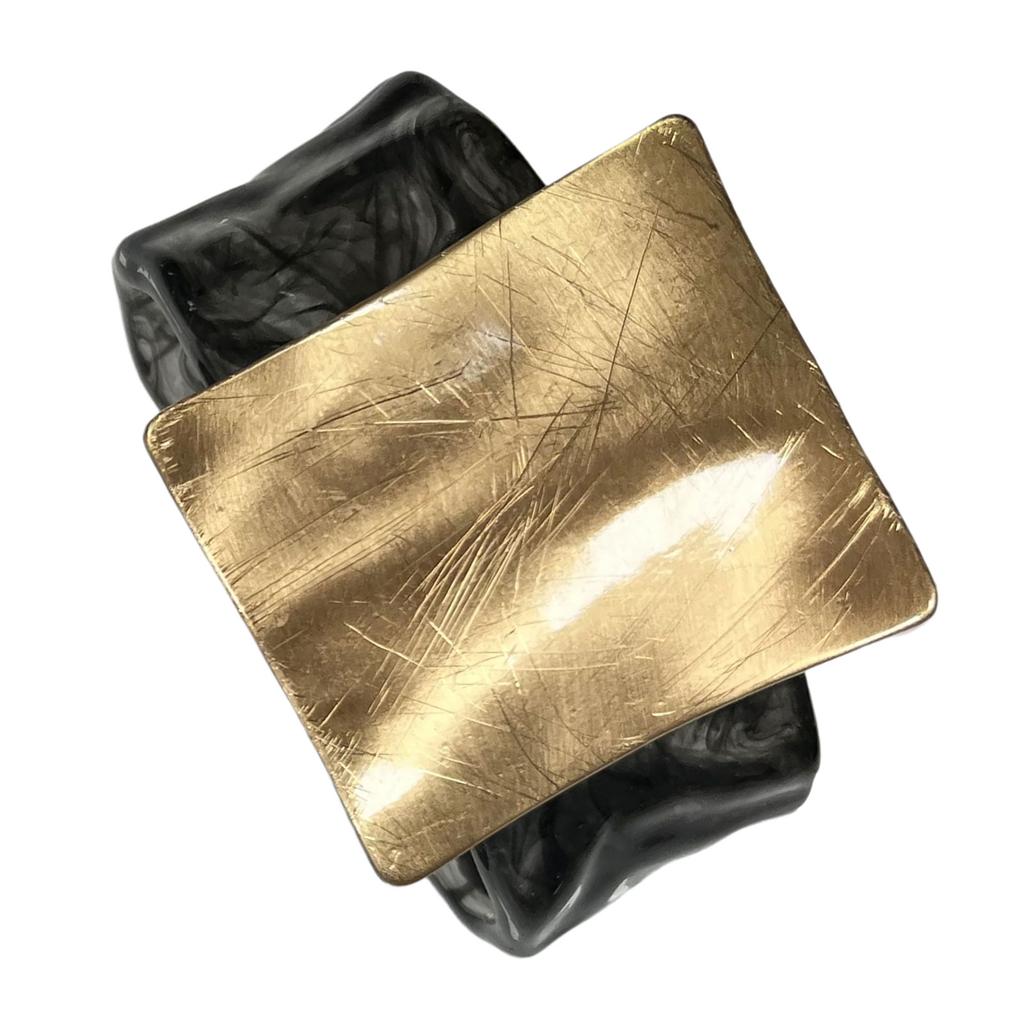 Bracciale Quadrato Metallico Leggero con Finitura Spazzolata Geometrica Bracciale in Lega Fatto a Mano Gioielli da Donna per Donne Urbane