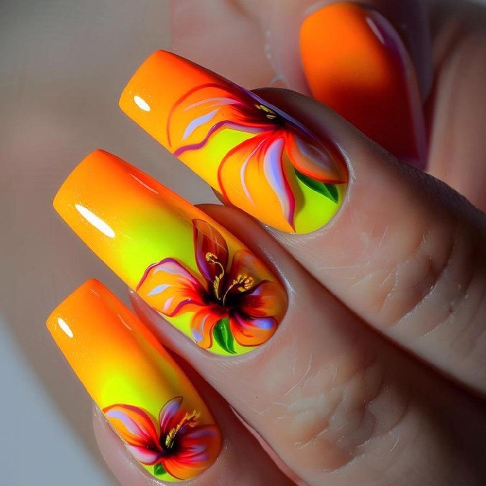 Градиентные оранжево-желтые накладные ногти с разноцветными цветами - Стойкие советы по дизайну ногтей