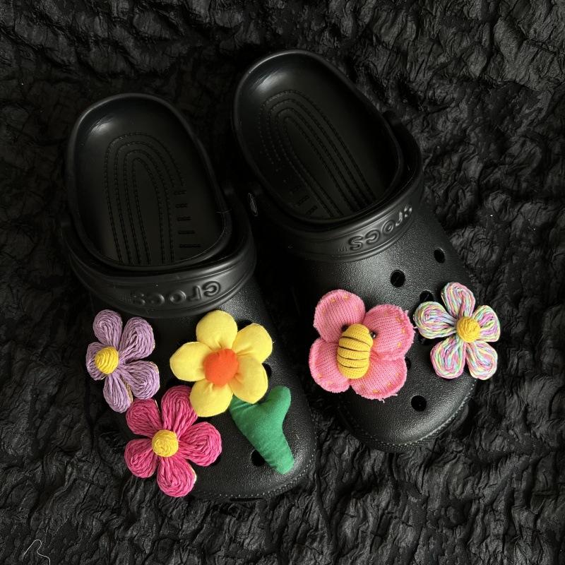 Fresh, Pink Flowers, Hole Shoe Accessories, Flower Shoe Buckle Accessories, Shoe Flowers, Diy, Detachable, Decorative Slipper Accessories
