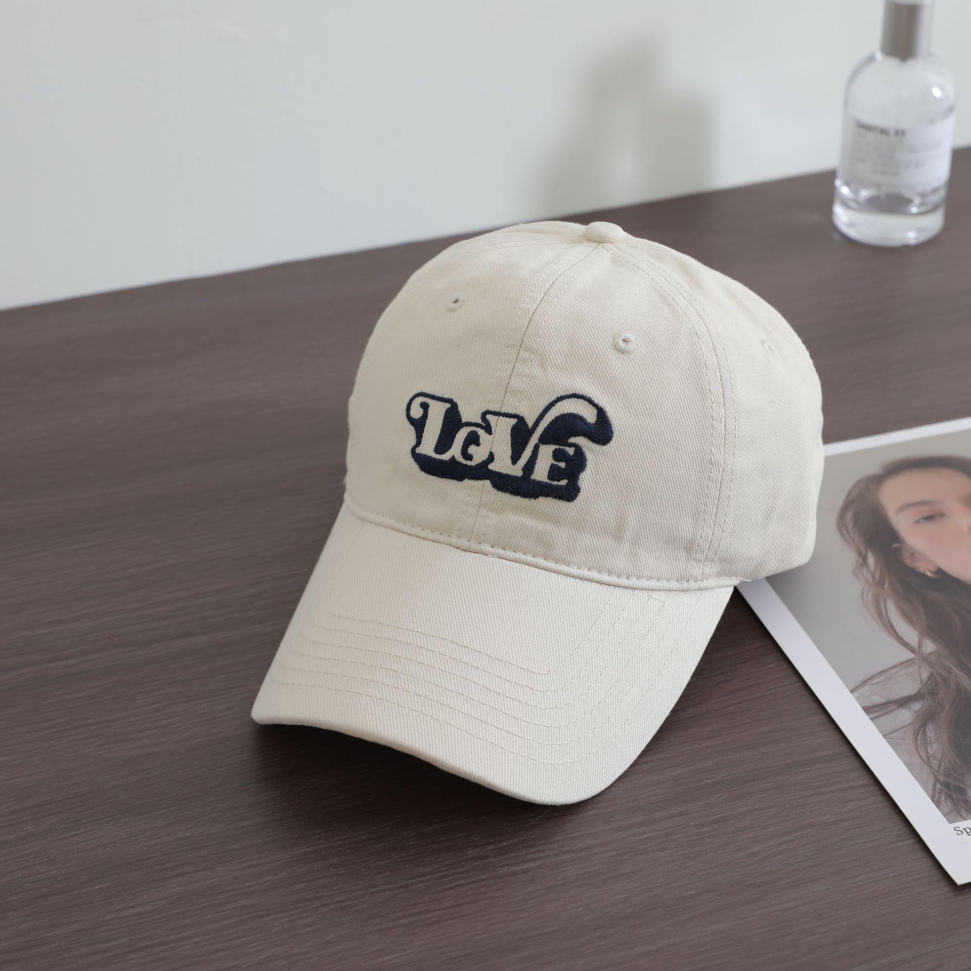 

Простая и универсальная бейсболка с вышитыми буквами для мужчин и женщин, весенняя и летняя, небольшая повседневная бейсболка с мягким верхом, шляпа от солнца M（56-58cm）