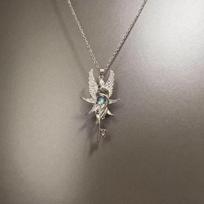 Dark Angel Gothic Pendant Necklace: Y2K Retro Clavicle Chain for Women, Trendy and Cool Accessories
