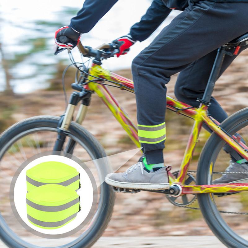 2 Stück Reflektierender Beinriemen Outdoor Sicherheitsband Verstellbares Lauf-Handgelenkband Hohe Sichtbarkeit Fluoreszierende Armbänder Radfahren