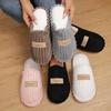 Sapatos de mulher – Pantufas para mulheres