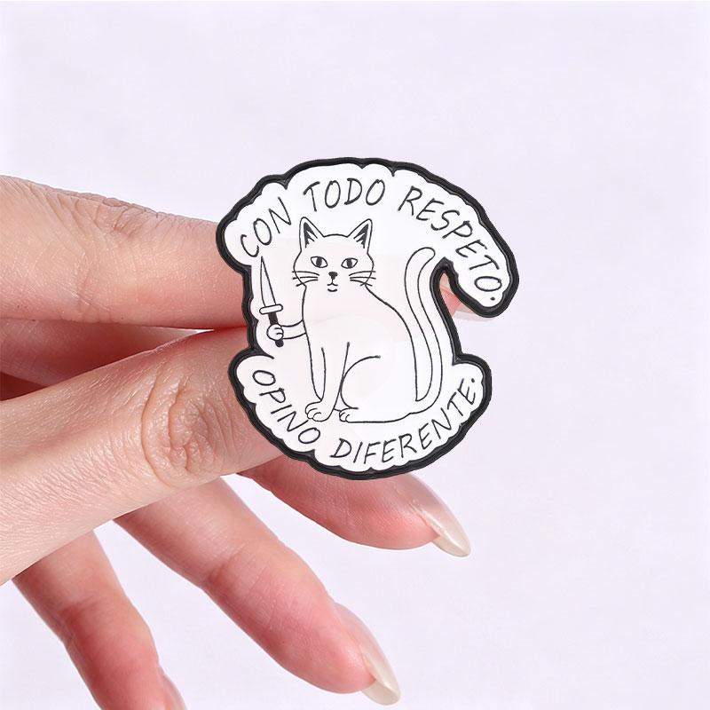 Cute Animal Capybara Cat with Knife Enamel Pins Con todo respeto opino diferente Spanish Quotes Brooch Lapel Badge Jewelry Gifts