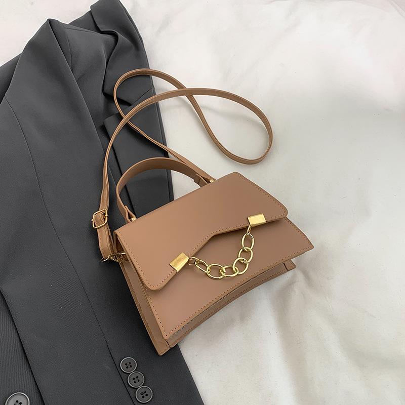 Premium temperament handbag 2025 spring new niche design versatile ins messenger bag small square bag women's bag