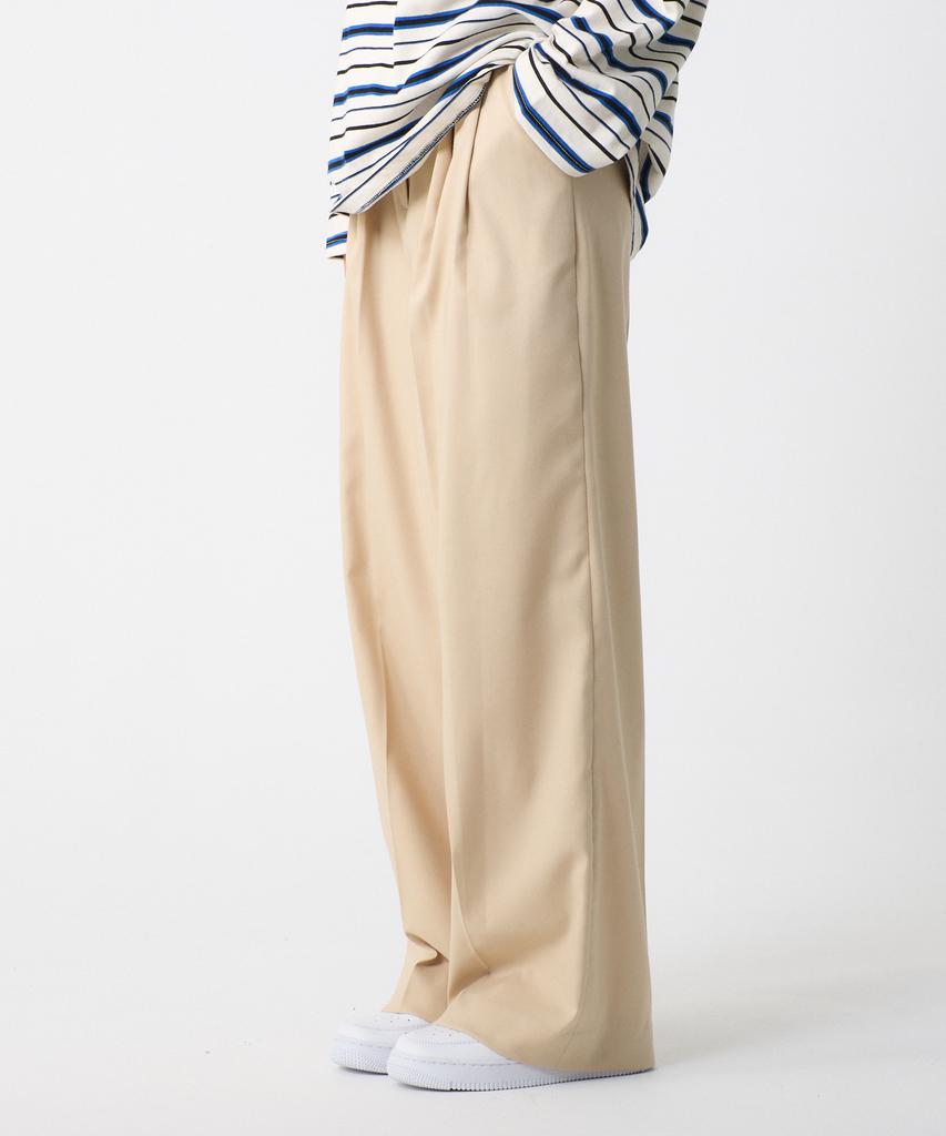 UNKNOWN PLANET Double-Pleat Slacks Beige