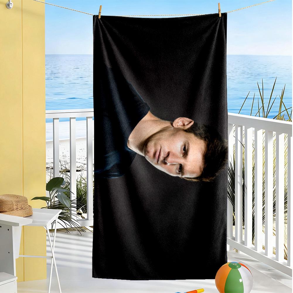 Messi's Wall Pose Beach Towel Super Soft Microfiber Quickdry Fabric Comfortable Lightweight