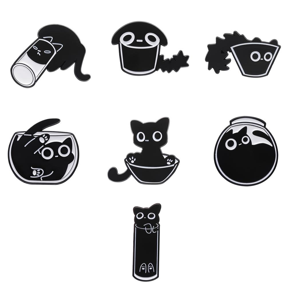 Fashionable Lovely Cats Enamel Brooches Cartoon Animal Pins Portable for Adding Elegant to Any Outfits