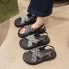 New Chinese style sandals women's 2024 summer new casual versatile thick-soled pregnant women super fire stepping on shit beach shoes
