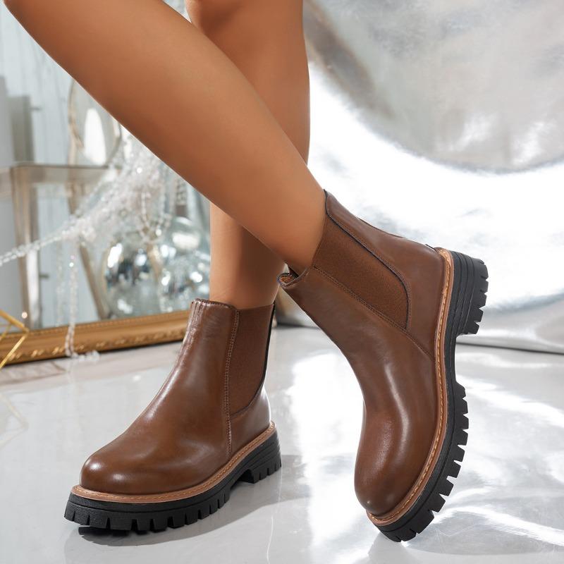 New Women's Shoes with Large Heels, Round Toe and Thick Soles, Featuring A Pair