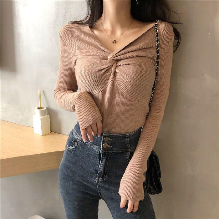 

Twisted Design Fitted Knitted Sweater, Women s V-neck Top, Sweater Base Layer one size хакі