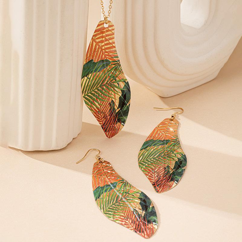 Hollow Leaf Flower Earrings and Necklace Set
