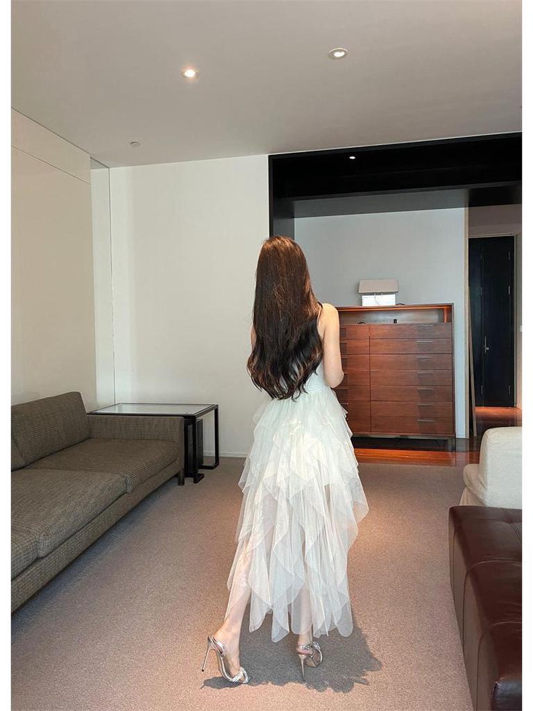 Elegant High-End White Mesh Princess Dress with Irregular Skirt for Special Occasions