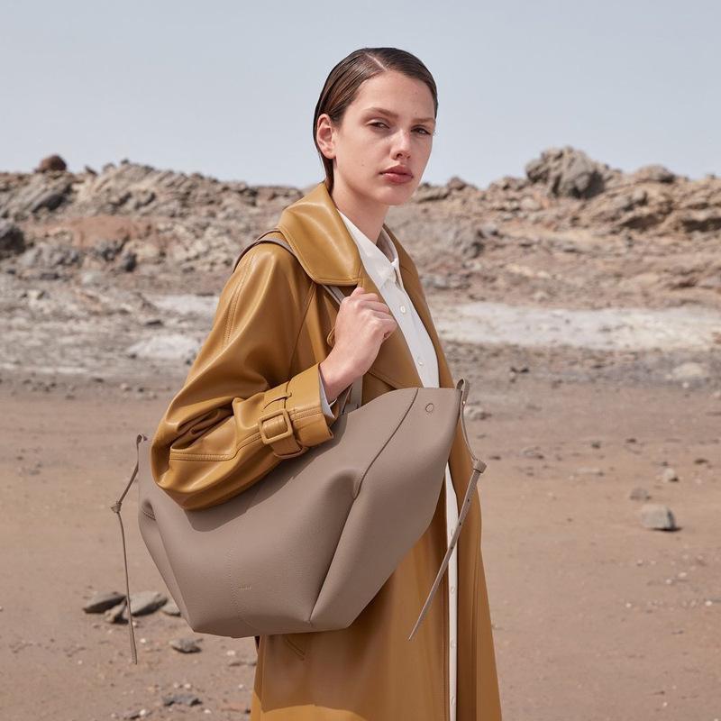 2025 Französische Retro Commuter-Tasche: Hochwertige, große, vielseitige lässige Umhängetasche