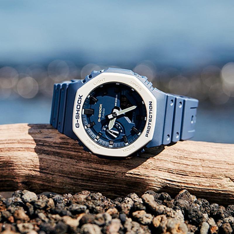 Casio G-SHOCK Men's Resin 200M Water Resistant Analog Shock Resistant Quartz Watch GA-2110ET-2A