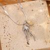 Stylish Jellyfish Pendant Titanium Necklace – Light Luxury Ocean-Inspired Clavicle Chain