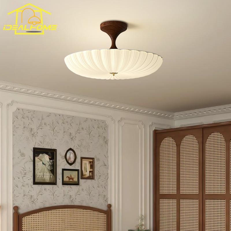 Vintage Walnut Shell Acrylic Iron Art Decorative Ceiling Lights LED Warm Romantic Round Ceiling Lamp Bedroom Bedroom Study Cafe