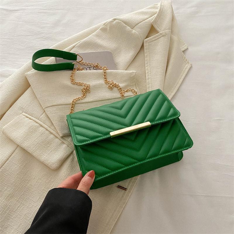 Fashionable And Chic Summer Women's Small Shoulder Bag With Trendy Chain Strap In Multiple Colors