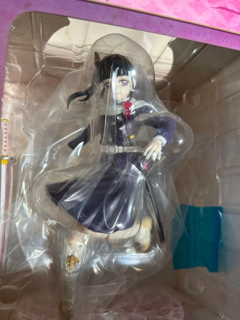 [USED] Demon Slayer: Kimetsu No Yaiba Tsuyuri Kanao Figure
