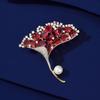 Temperament Ginkgo Biloba Brooch High-end Female Elegance Delicate Crystal Brooch Light Luxury Niche Design Pin with Accessories