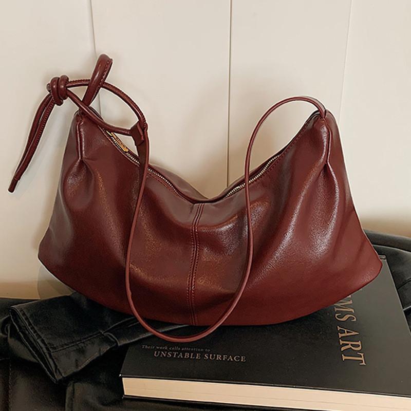 IELGY Soft Leather Retro Large-Capacity Bag Autumn Winter All-Match Commuter Cross-Body Dumpling Bag