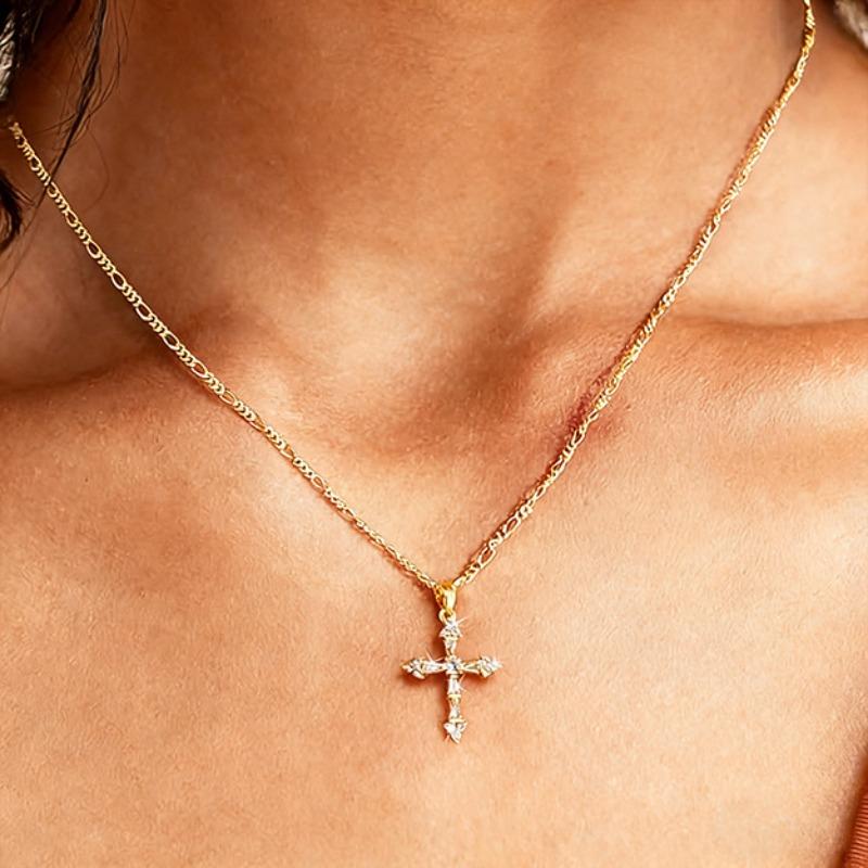 Square Sugar Zircon Cross Pendant Necklace - Simple, Fashionable, Daily Wear Collar Chain