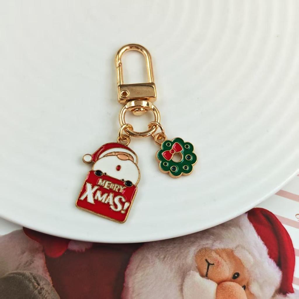 Festive Christmas Keychain: Metal Tree, Snowman & Santa Bag Charm – Stylish Small Gift