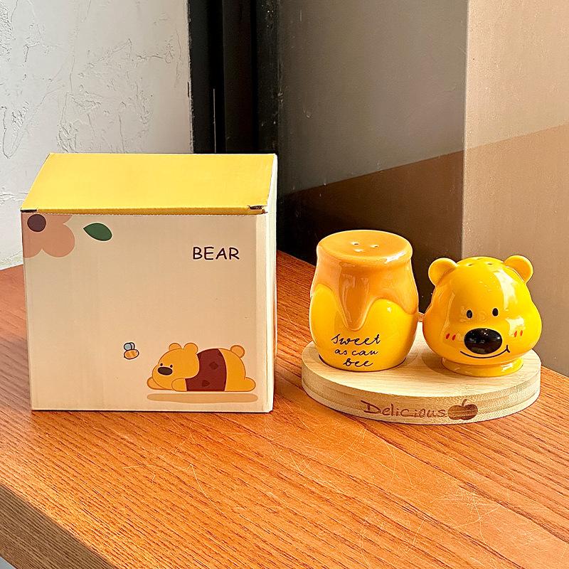 Ceramic Toothpick Box Household High-end Dental Floss Jar Cute Bear High-value Cotton Swab Storage Jar Bottle Personalized Toothpick Holder