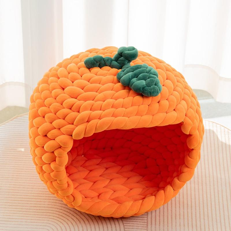Soft Cat House Semi-enclosed Colorful Cat Bed Hand Knitting Creative Indoor Beds Comfortable Safe Pet Beds Kittens Hideout House