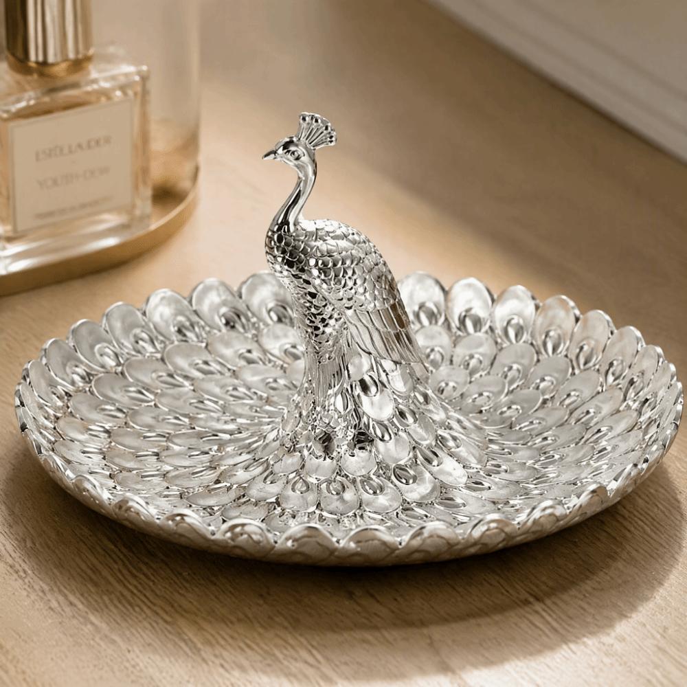 Round Shape Serving Tray Metal Material Snack Serving Plate Versatile Decorative Tray For Fruits