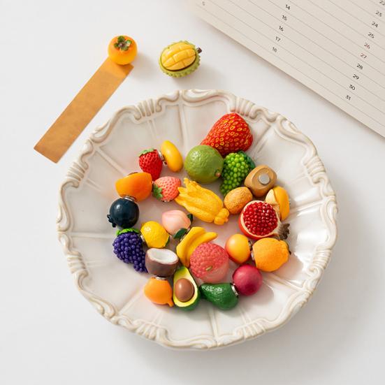 Simulated Fruit Refrigerator Magnet 3D Fruit Resin Fridge Magnet Home Kitchen Office Whiteboard Cabinet Locker Decoration Magnet