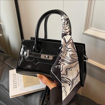 Handbag Women's New Fashion Shoulder Bag Casual Versatile Messenger Bag