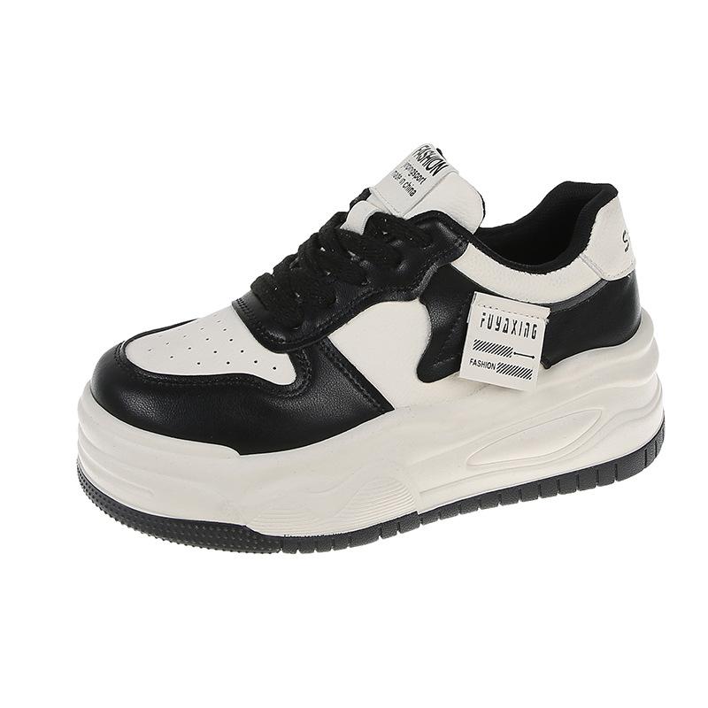 Little White Shoes with Thick Soles Women's 2024 Spring New Fashionable and Comfortable Board Shoes Sneakers Women