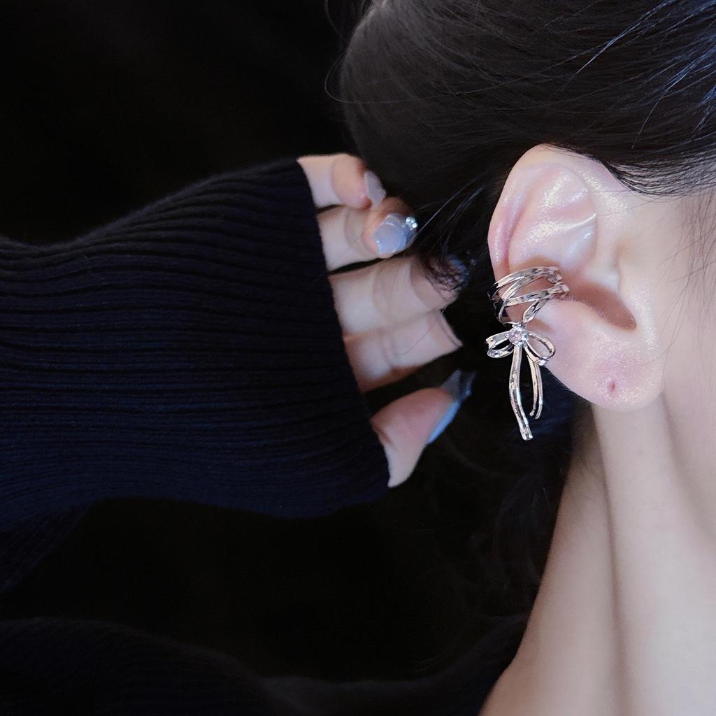 Ribbon Aesthetic Bowknot Ear Clip - Versatile Ballet Style Earrings for Women