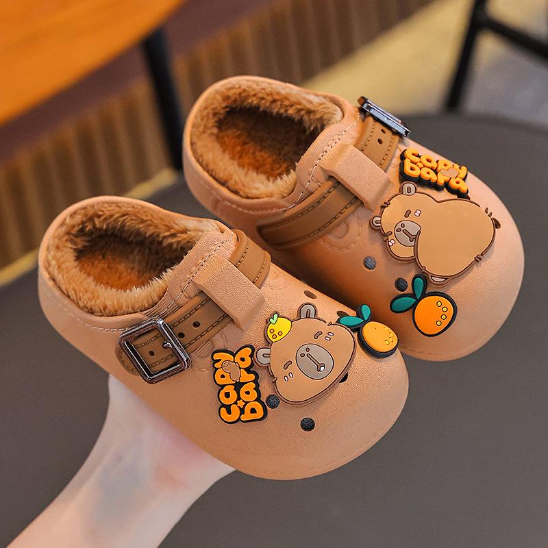 

Boys Winter Fur Capybara Cotton Non-Slip Indoor Shoes 22/23 (Inner 14CM, Foot 13CM)