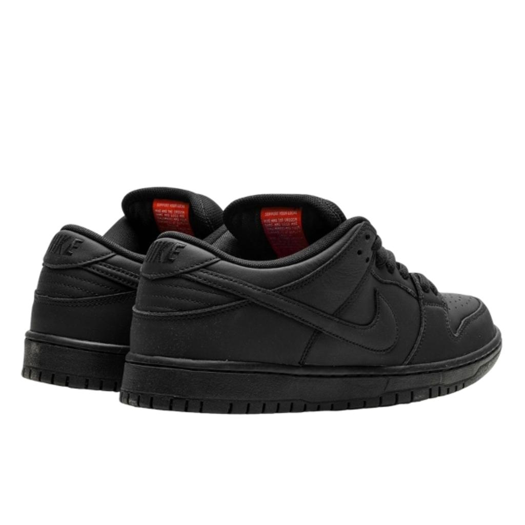 Nike SB Dunk Low Pro Triple Black