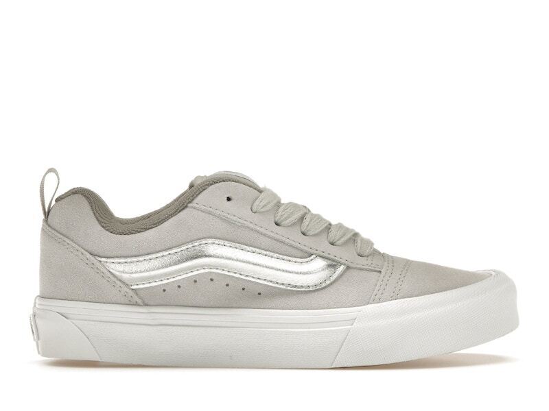 

VANS Knu-Skool Low Metallic Silver - VN0009QCX1K 38