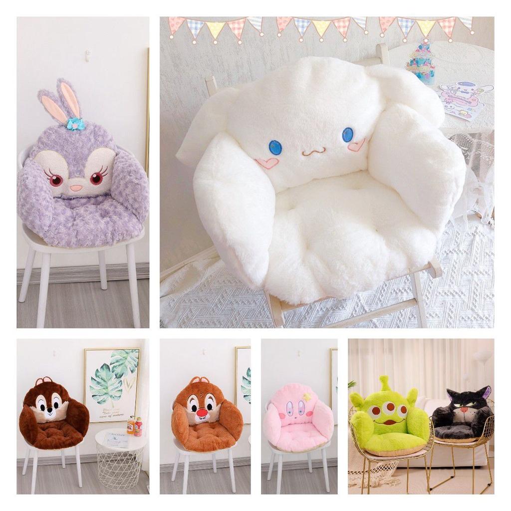 Plyšový polštář Sanrio jako opěrka zad pro pohodlné sezení