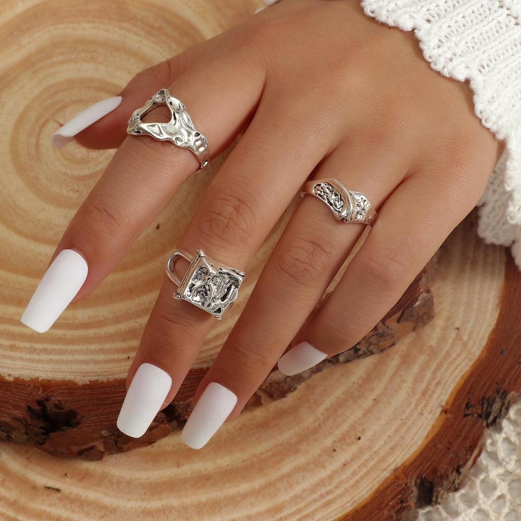High-End Women's Fashion Irregular Pleated Texture Open Finger Ring Set