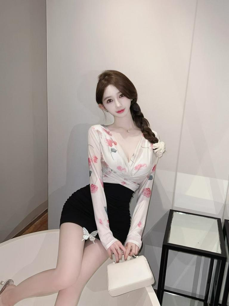 Temperament V-neck skirt summer female sexy mesh printing long-sleeved contrasting color hip-wrapped bottoming dress short skirt