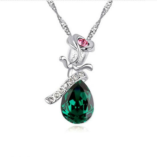 European and American Fashion Rose Crystal Necklace Pendant